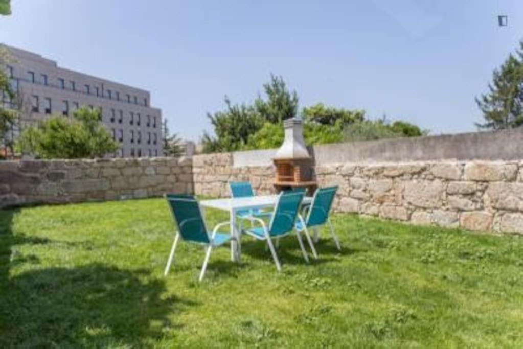 Opo - Fantastic Studio With Garden Porto Exteriér fotografie